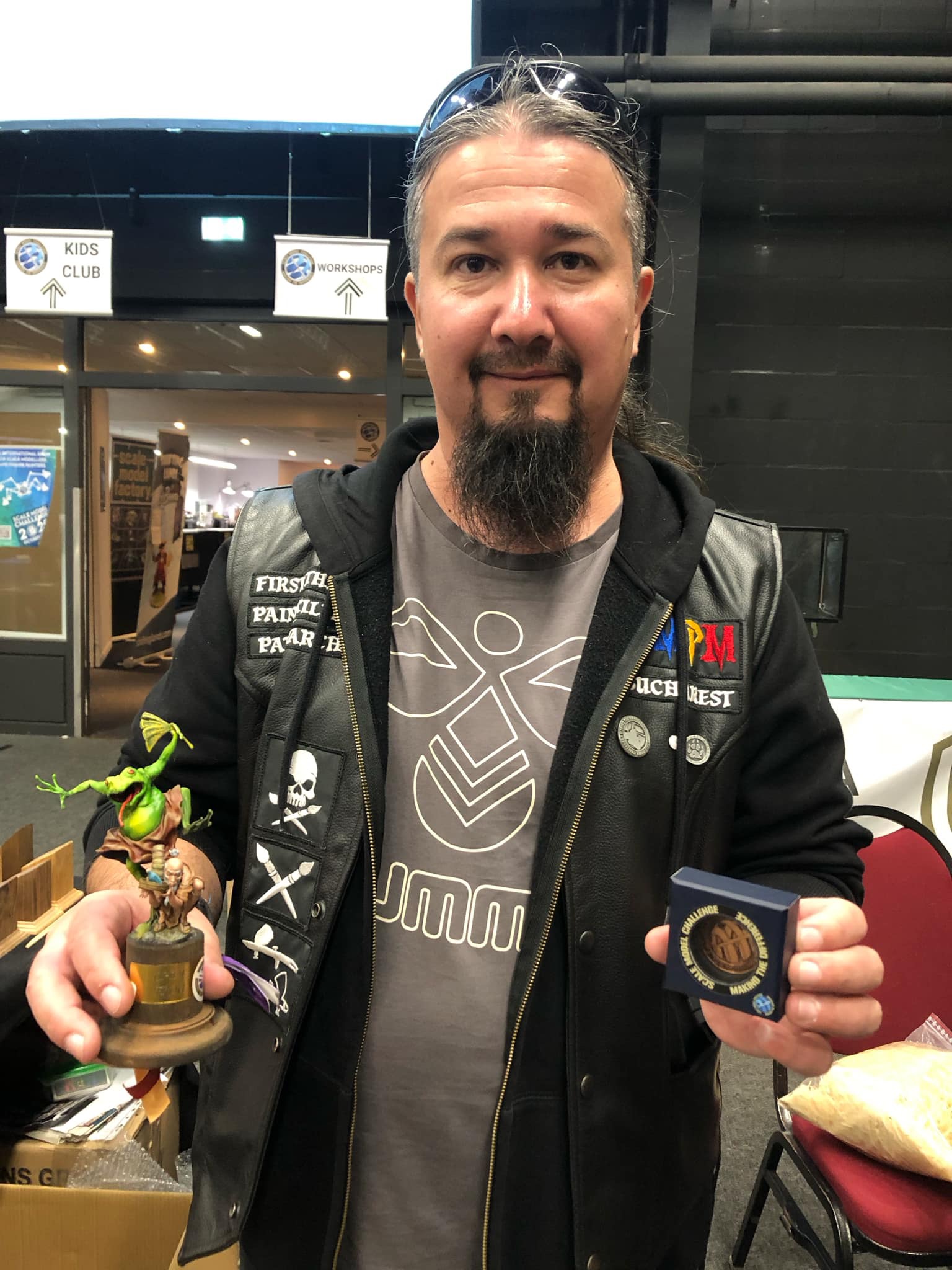 Mad Priest Miniatures team member bronze medal Chef Frog figurine Scale Model Challenge 2024 Cosmin Costian Mad Priest Miniatures founder Master Concept Spin Doctor Bucharest Romania